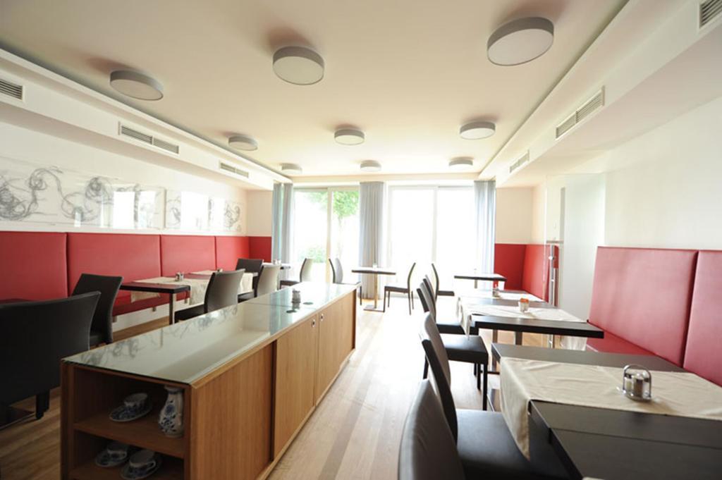 Sankt Magdalena Hotel Linz Ngoại thất bức ảnh